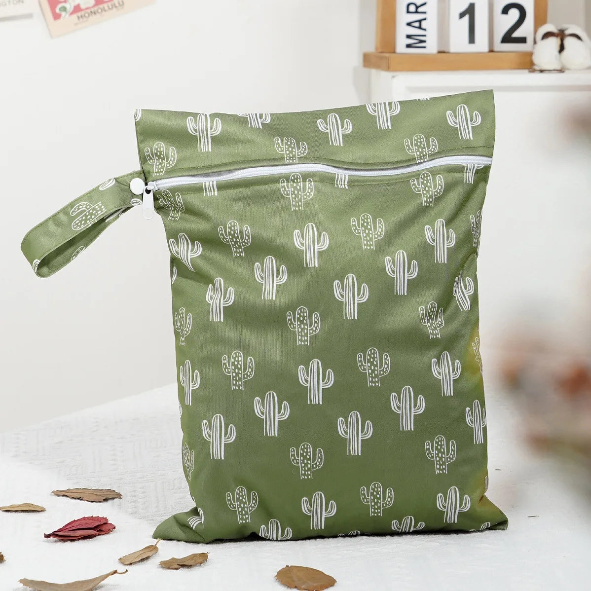 Recycled Fabric Wet Dry Bag For Beach,Gym,Pool, Waterproof Diaper Bag, Reusable Storage Pouch For Swimsuits