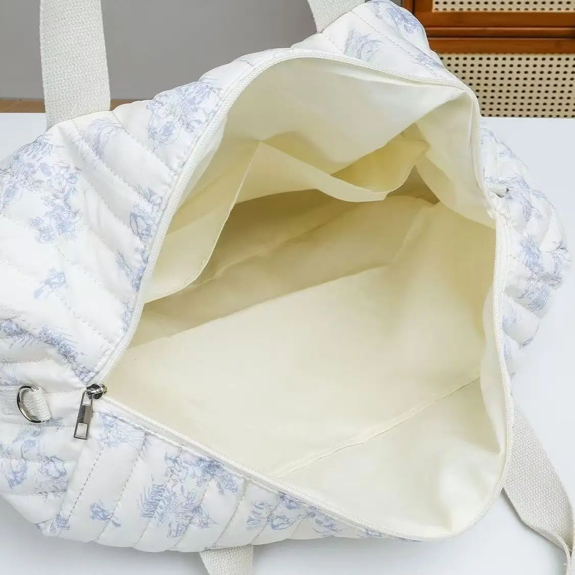 Newborn Baby Care Diaper Bag Mummy Shoulder Bag Embroidery Quilted Stroller Diaper Storage Organizer Large Handbags With Heart