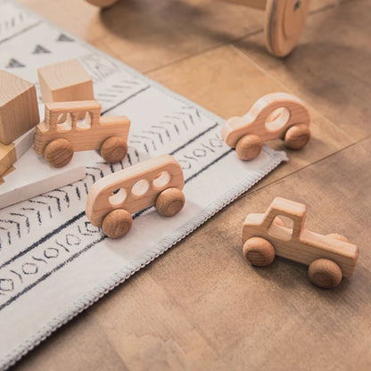 Baby BPA Free Silicone Car Ambulance Toys Wooden Cartoon Bus Teether Educational Montessori Toys For Children Teething Baby Toys